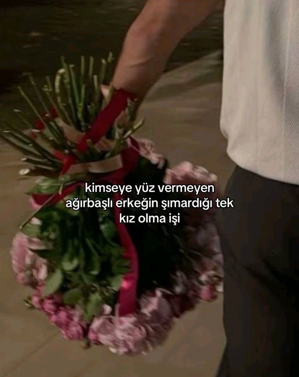 sinem (@kimbusnem) on Twitter photo 