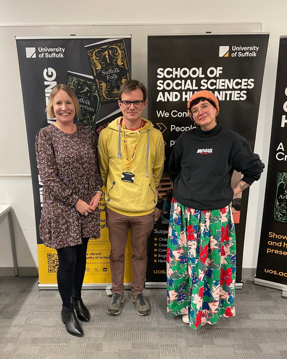 UOSEnglish's tweet image. Huge congrats to Benjamin Collins and Louise Carr, our winner and runner-up in the SNAP 2025 writing competition! 🌟🎉 Special thanks to our amazing judge A.K. Blakemore and the wonderful Jo Rooks from @Ips_Institute 💛 Read Ben's winning story here! ➡️ uos.ac.uk/about/academic…