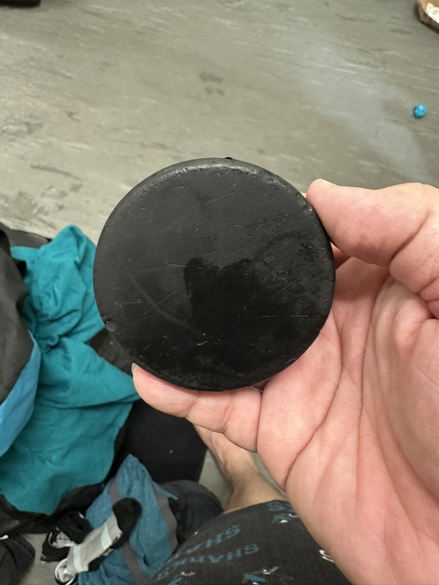 Survived my first organized hockey game in years. Big thanks to Scott Hannan for setting me up for two of my three lamp lighters, and Owen Nolan for the push trying to get on the back check. 😂

Loved every moment. Thanks <a href="/CelebrityShinny/">Celebrity Shinny</a>
