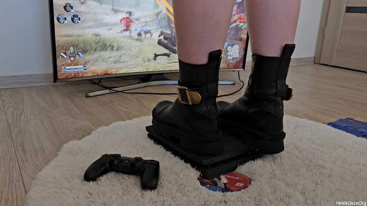DazeOrg's tweet photo. New! Available on https://t.co/9eJcqp5D8N https://t.co/bpviaL0a3b
#crush #crushfetish #ps4crush #consolecrush #bootscrush #Heelscrush #stomping #Jumping #crushing #giantess #destruction #gamedestruction #ruiningps4 #gameover #iwantlclips #giantesscrush #meangiantess #annoyed https://t.co/V0wySHBjnV