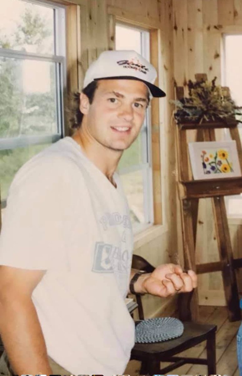 Happy heavenly birthday to the man who always gave so much back to others. 

Thanks to everyone who continues to support Dale’s foundation to make a lasting impact in our communities. #HawerchukStrong