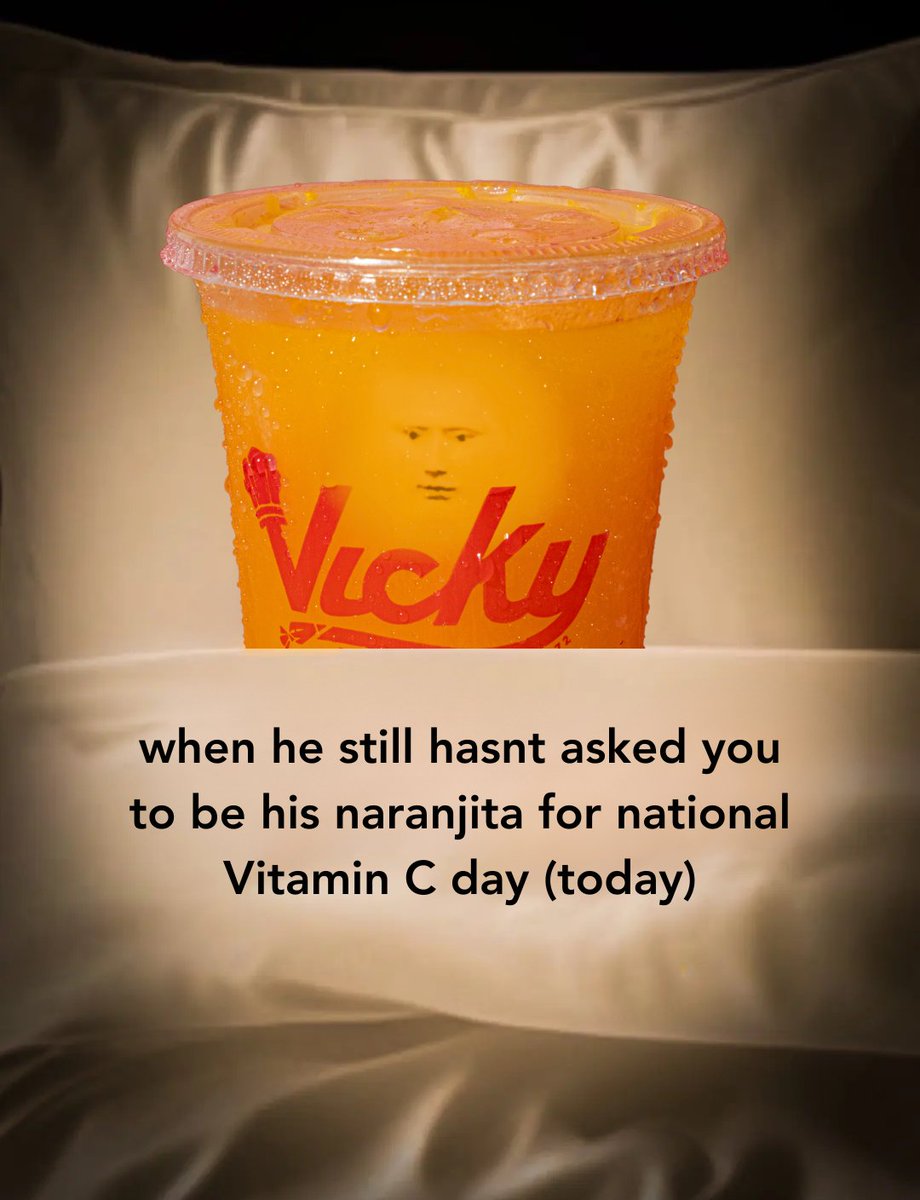 girlies, if he doesn't surprise you with a freshly squeezed orange juice from vicky bakery... drop him 🍊✨