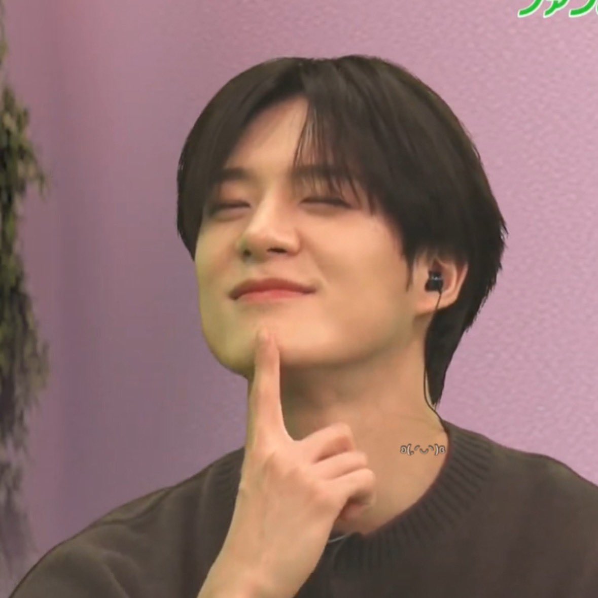 O9aamdjd's tweet photo. 🤍 제노 너 무 귀 여 워 🤍 https://t.co/mFuvDjMY28