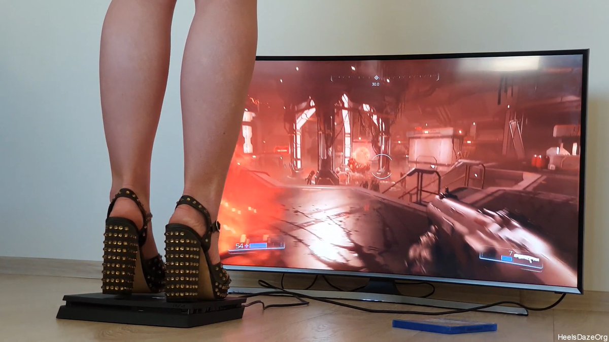 DazeOrg's tweet photo. 🔫👠 https://t.co/9eJcqp5D8N https://t.co/bpviaL0a3b
#crush #crushfetish #ps4crush #consolecrush #bootscrush #Heelscrush #stomping #Jumping #crushing #giantess #destruction #gamedestruction #ruiningps4 #gameover #iwantlclips #giantesscrush #meangiantess #annoyed https://t.co/c6HX4XkUiW