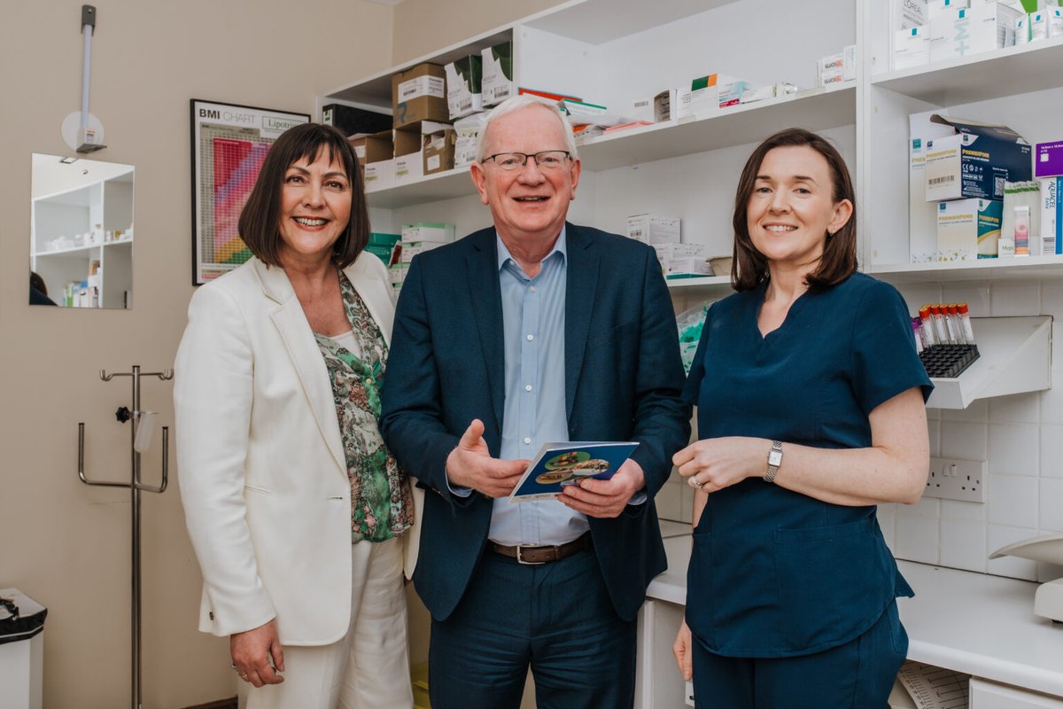 #News TUS Athlone Nursing students will now gain clinical experience in GP clinics thanks to a new partnership with Bellview Clinics.

TUS President Prof. Vincent Cunnane visited Valley Medical in Athlone to launch the collaboration and meet the team on site.

Find out more 🔽