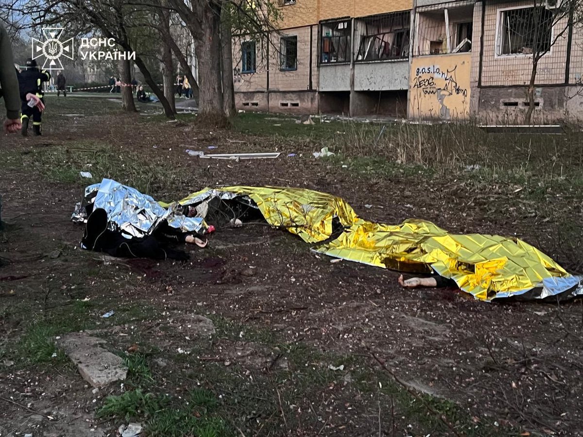 ZelenskyyUa tweet picture