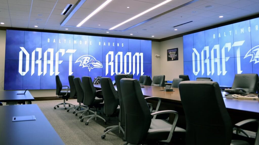 🚨Attention Draft Gurus/Analysts🚨 

Looking for a few <a href="/Ravens/">Baltimore Ravens</a> fans to be a part of the virtual “war room” for the next <a href="/SleeperNFL/">SleeperNFL</a> mock draft! 

If interested, like &amp; repost this post. Must be following both <a href="/SleeperRavenss/">SleeperRavens</a> &amp; <a href="/SleeperNFL/">SleeperNFL</a> 😈