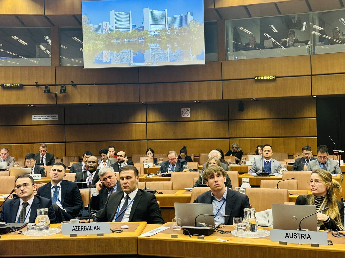 ph_meissner's tweet photo. #BreakingNews❗️
Under the most able chairmanship of #Japan 🇯🇵 the intergovernmental Expert Group on the development of Model Strategies on Reducing #Reoffending successfully concluded its work today, and recommends the finalized "Kyoto Model Strategies" to the @CCPCJ❗️ https://t.co/edDXMiGGNk