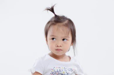 I love when Asian babies grow enough hair to do that little bean sprout 🌱