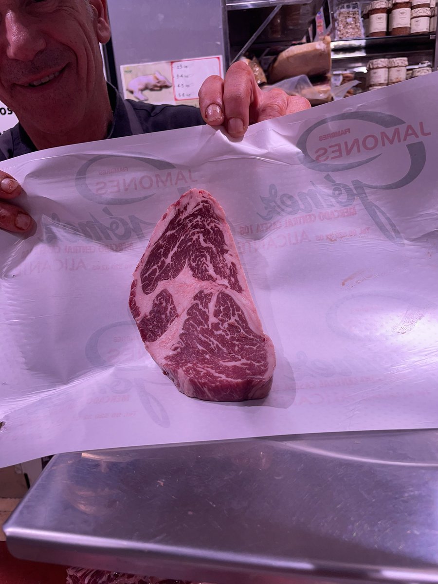 Feli bars feat. <a href="/VoteporCarter/">SUNDAY TRUCE</a> y Chefs. prod. Van Aarle