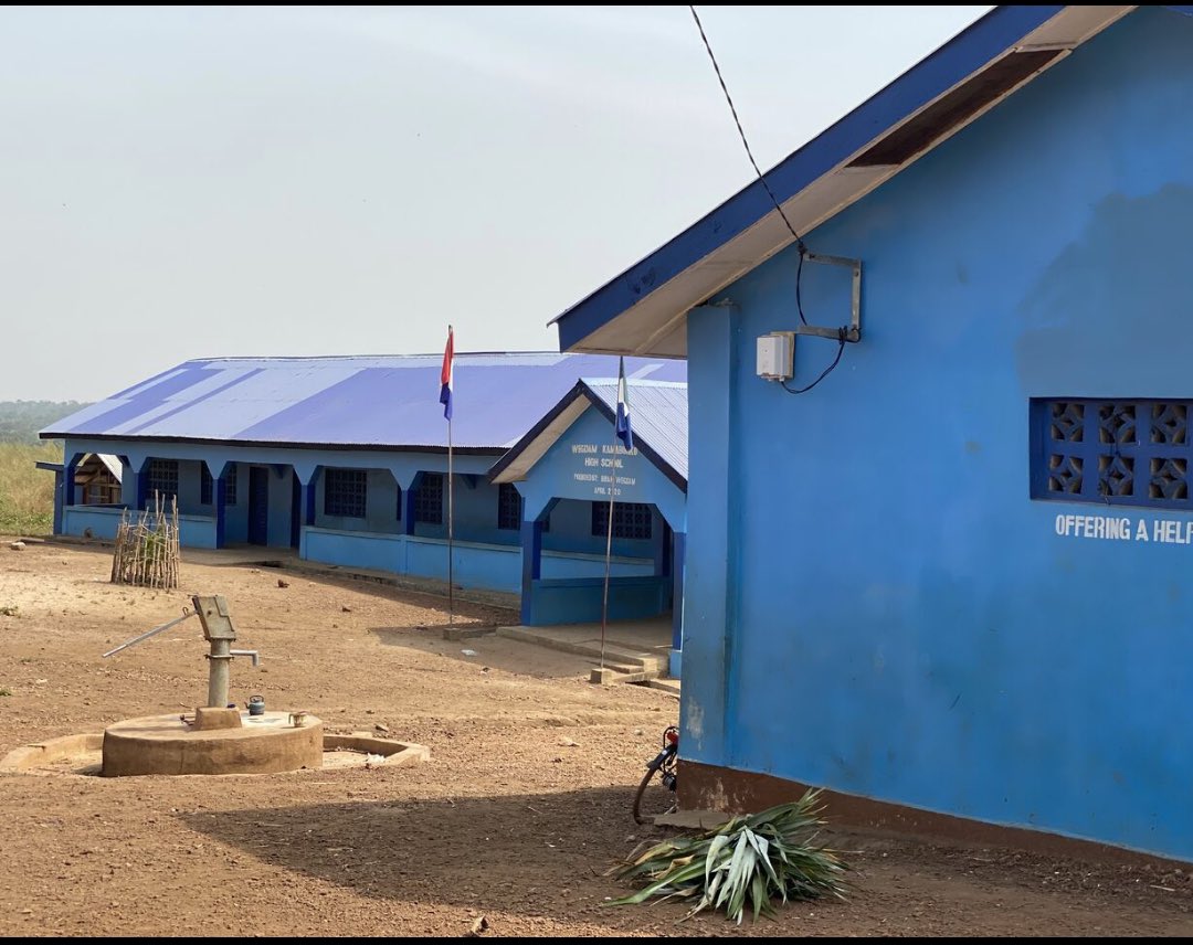 We have something to celebrate! 🎉 

This month we celebrate the 5th anniversary of the Wegdam Kamabonko High School. For 5 years up to 400 students have been happily attending this school. Together, let's give even more children access to education. 
#education