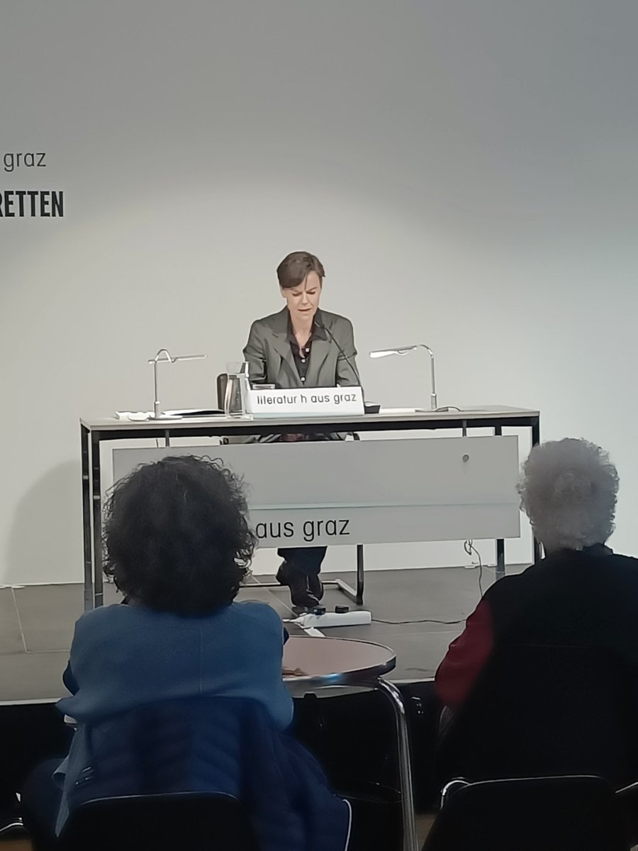 Im zweiten Teil der Fühlingsvorlesung der Akademie Graz im gut besuchten <a href="/LithausGraz/">Literatur h aus Graz</a> liest Antje Rávik Strubel aus ihrem Essay "Kein Schnee, nimmermehr".
