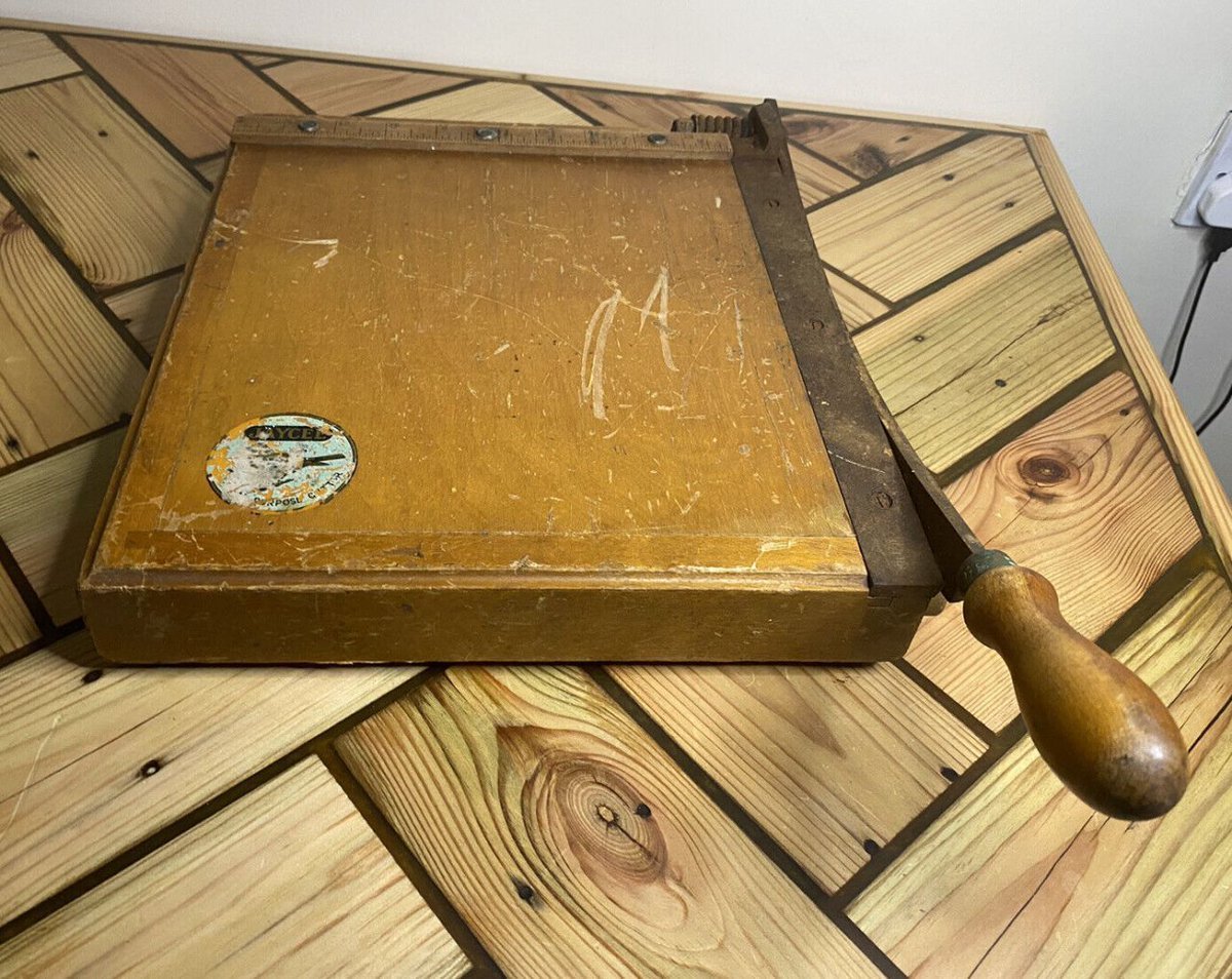 HeadteacherChat tweet media