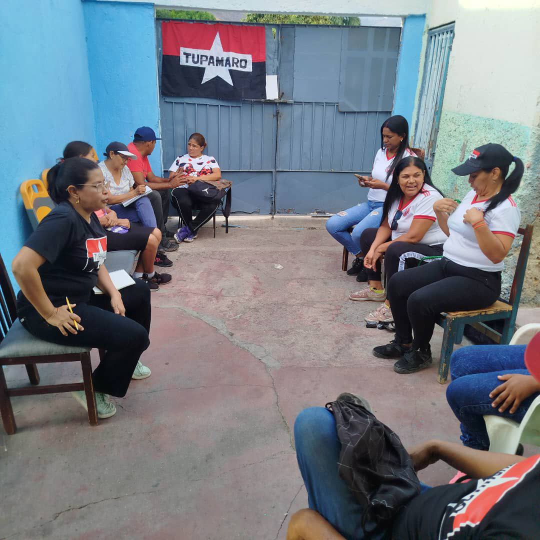 CaraboboMrt_2's tweet photo. Desde el Municipio San Joaquín sector Centro Centro @MariaRios_SJ  Secretaria de Formación regional realizó Círculo de Estudios en un Intercambio de Saberes y Experiencia de la líneas estratégicas del Partido https://t.co/xCZrPES1yX