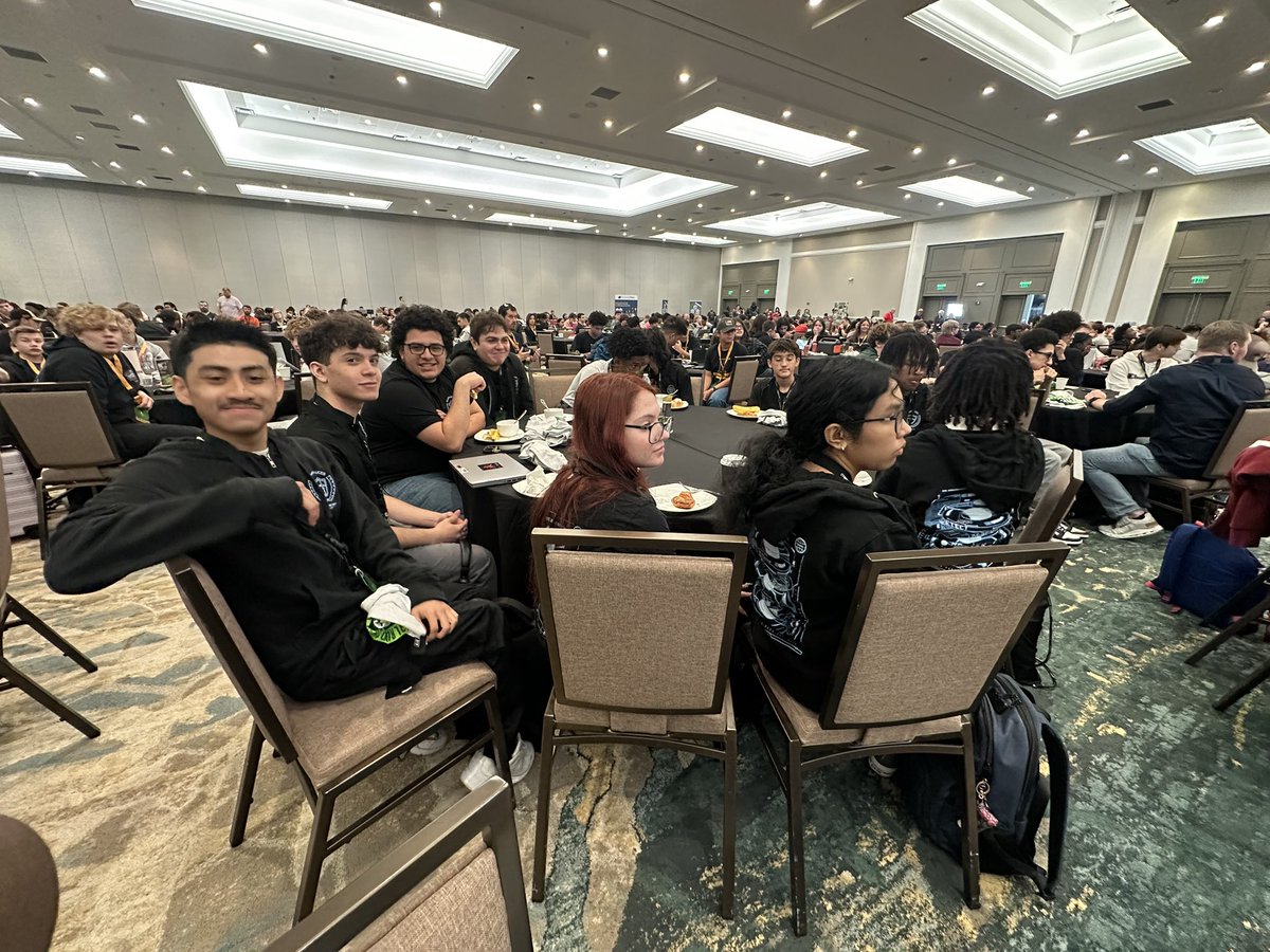 Chris Ceus tweet media