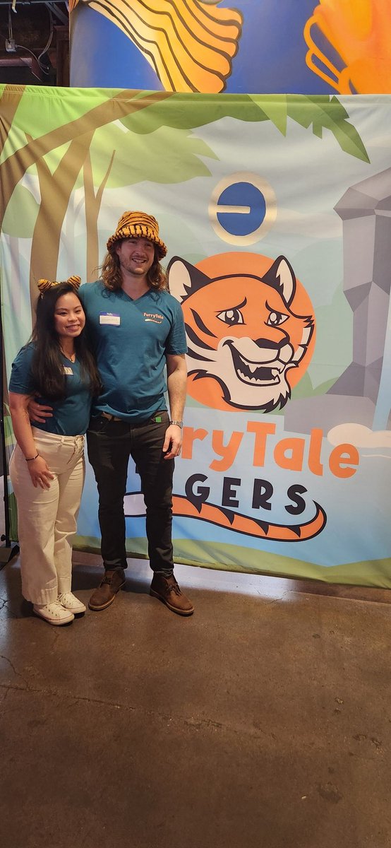 What do you get with 50+ tiger lovers, wild photo ops, good drinks &amp; even better convos?
A roaring success of a night!
Huge thanks to @jesspollak and his team <a href="/base/">Base</a> for powering the BASE meetup &amp; everyone who showed up for FurryTaleTigers + Center for Tiger Conservation.