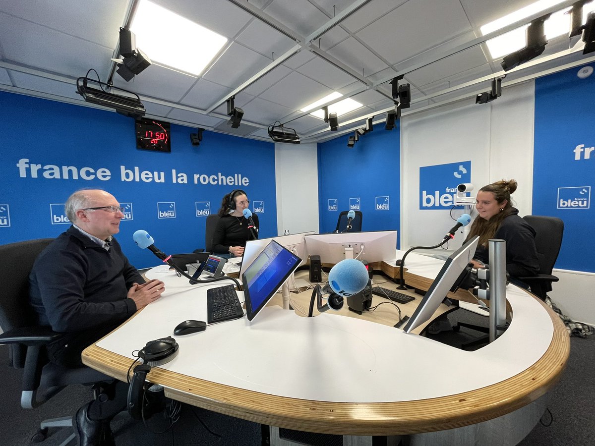 Tous les vendredis à 17h45, cap sur France Bleu La Rochelle pour découvrir La Semaine du Nautisme !

Cette semaine, Marine nous présente l’ASPTT Voile La Rochelle, une association qui propose stages, initiations et formations pour tous les niveaux. ⛵