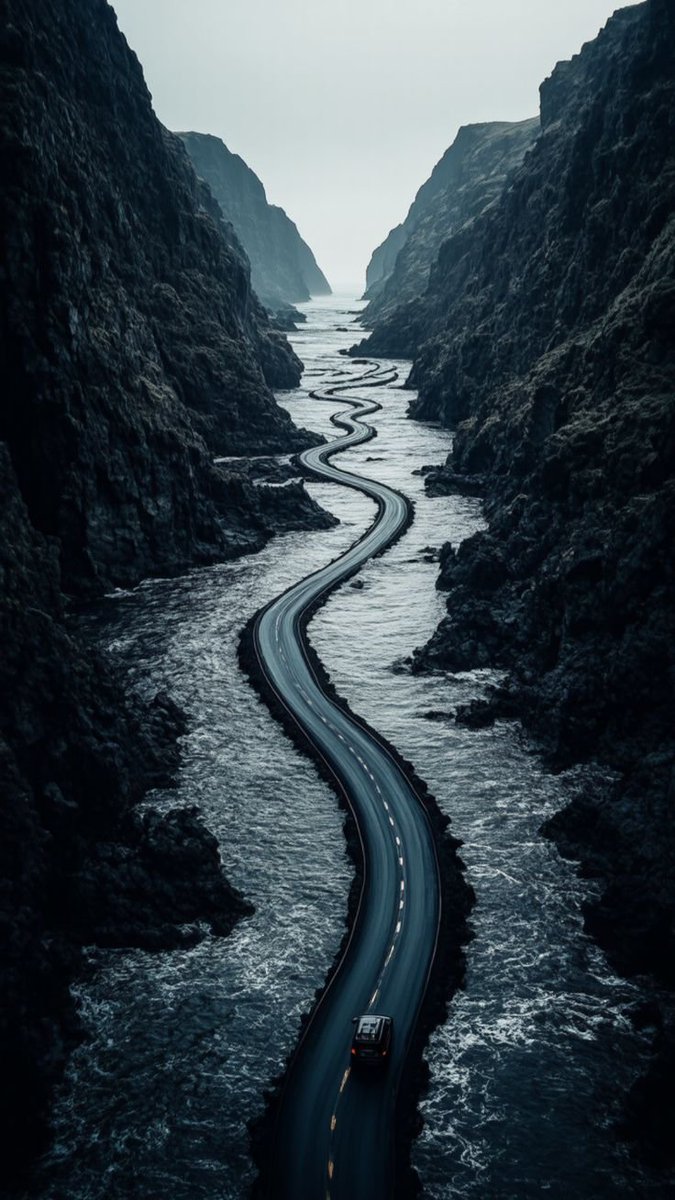 11 E' (Camino) es el nahual del 09.04.25 

Los caminos se abren para los que:

- Están abierto
- Están conectados
- Saben a dónde van

No hay camino bueno que se recorra sin dirección clara.