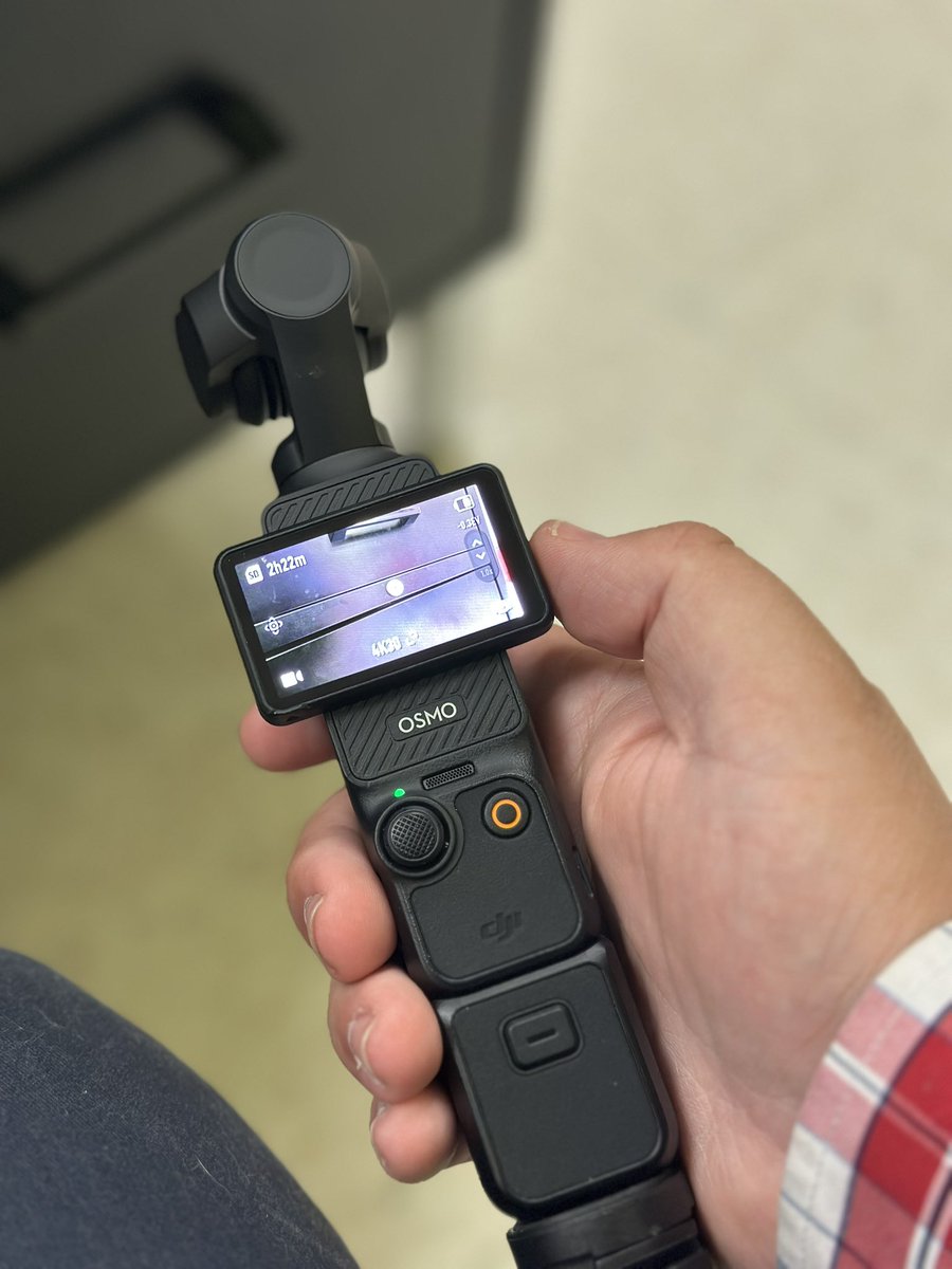 bootkeg's tweet photo. Anyone else seeing the price increase for the DJI Osmo Pocket 3? Glad I got mine when I did. I missed the increase by a week. #osmopocket3 https://t.co/LCn2dxuXHA