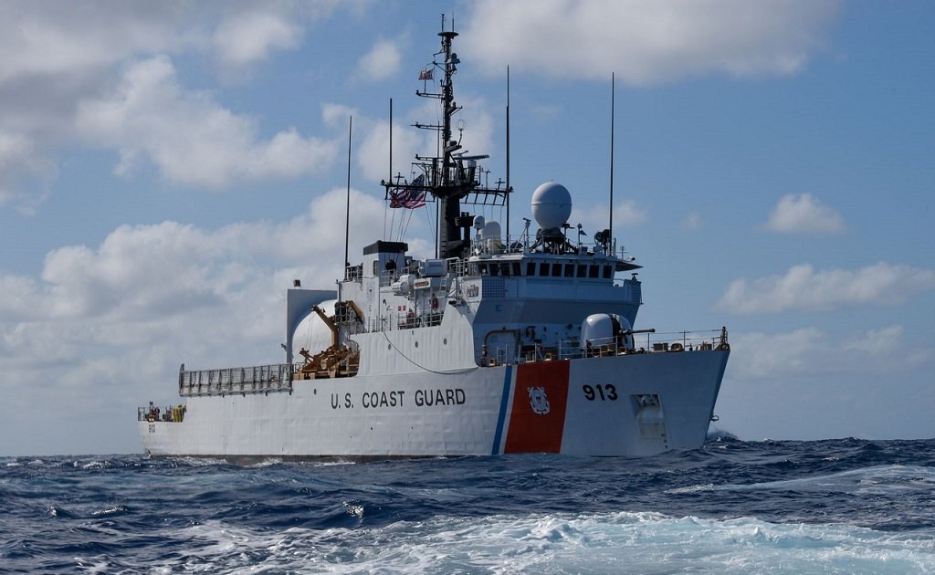 Rechazamos acciones de Guardia Costera EEUU vs barcos hayan entrado en #Cuba en sus últimas 5 escalas, con falso pretexto de estar nuestro país en fraudulenta lista patrocinadores terrorismo

Es parte de intención declarada gob. EEUU de aumentar asfixia económica vs pueblo cubano