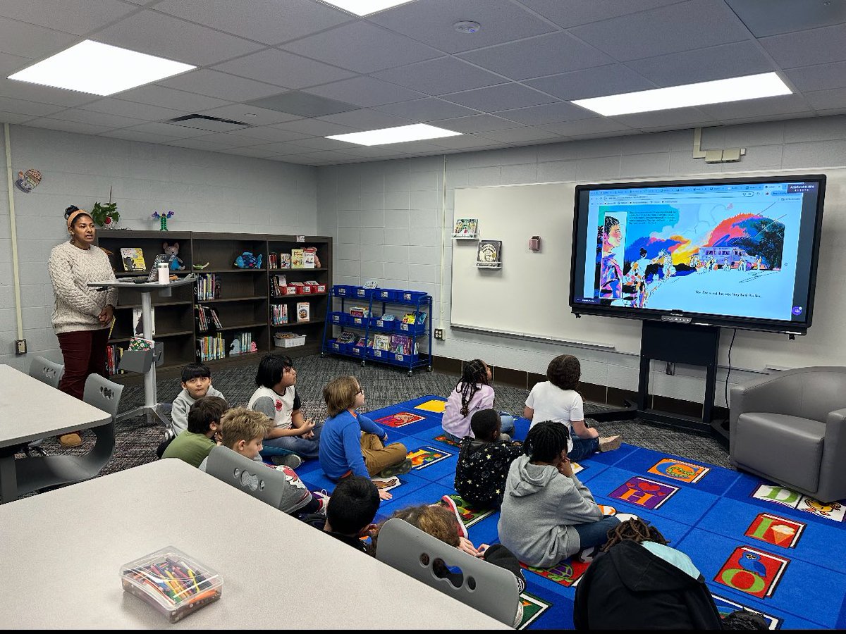 Nora Elementary (@noraelem) on Twitter photo Today is National School Librarian Day! We are so fortunate to have Mrs. Lamkin who teaches our students library standards, assists with research projects, and helps students select books to motivate them to read and improve their literacy skills. <a href="/msdwt/">Washington Township Schools</a> Today is National School Librarian Day! We are so fortunate to have Mrs. Lamkin who teaches our students library standards, assists with research projects, and helps students select books to motivate them to read and improve their literacy skills. <a href="/msdwt/">Washington Township Schools</a>