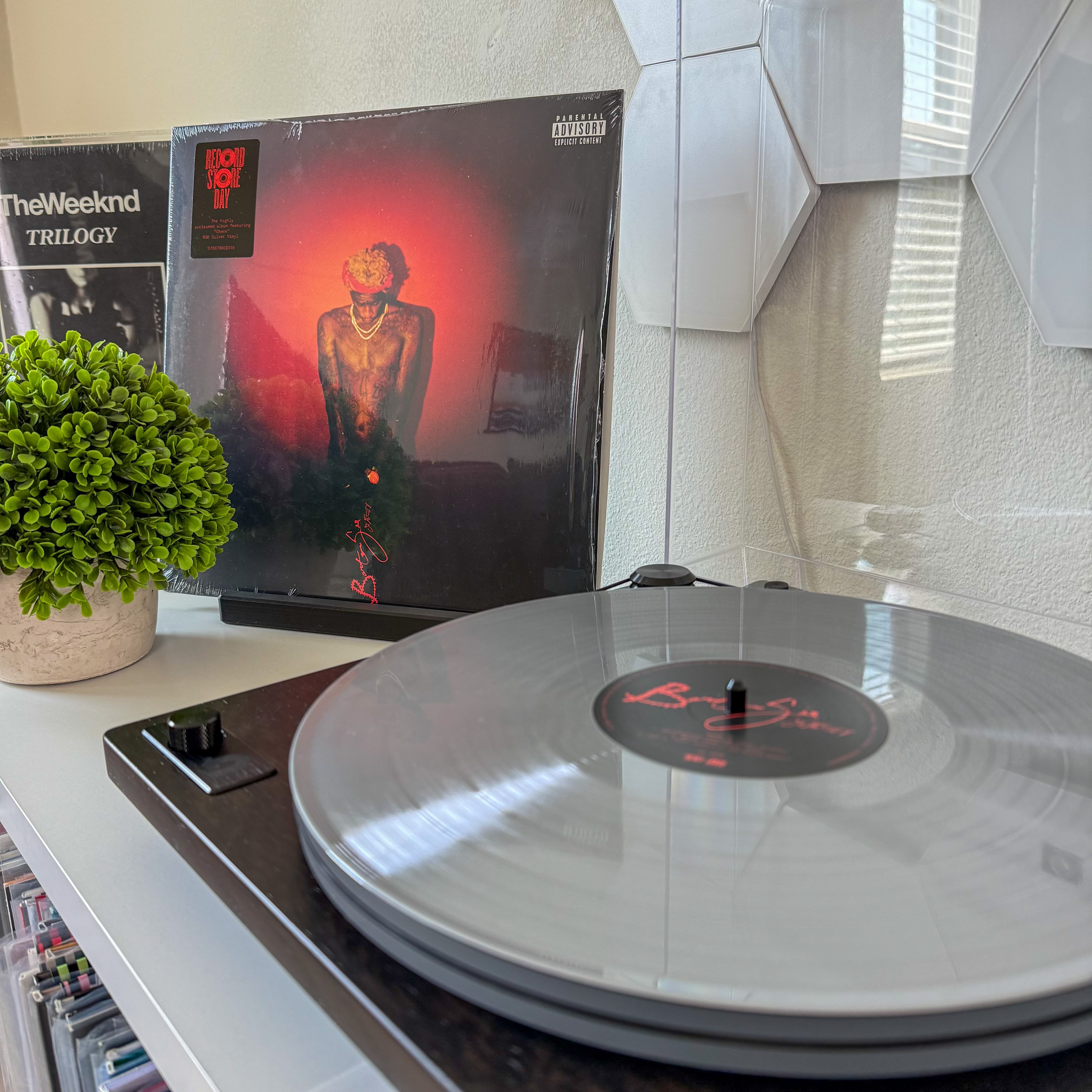 Dro 💿 Vinyl News on X: 