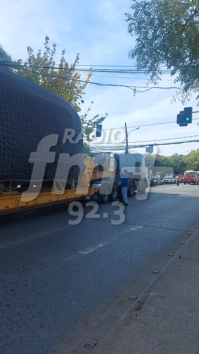 FmMas923's tweet photo. Llegada del nuevo Buscarril para Talca-Constitución desata un caos vial #Talca #Constitución #Ramal https://t.co/qS3cic4Rbo https://t.co/pbfufldBnI