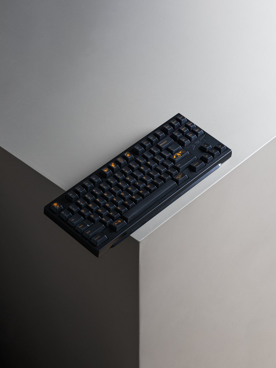 alexotos tweet media