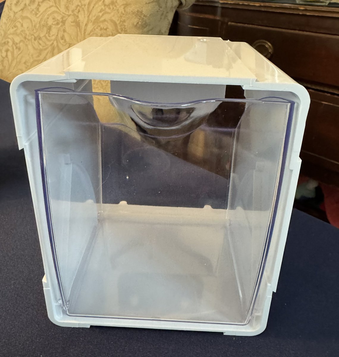 abbynaverysmom's tweet image. I love that they can come off individually too on the @DeflectoLlc storage caddy!!  @Tryazon 

That’s a wrap!! Thanks again for picking me to host! Fun party! 

Storage caddy can be purchased on Amazon 

 #Deflecto  #tiltbincaddy #tiltbin  #organization  #Tryazon