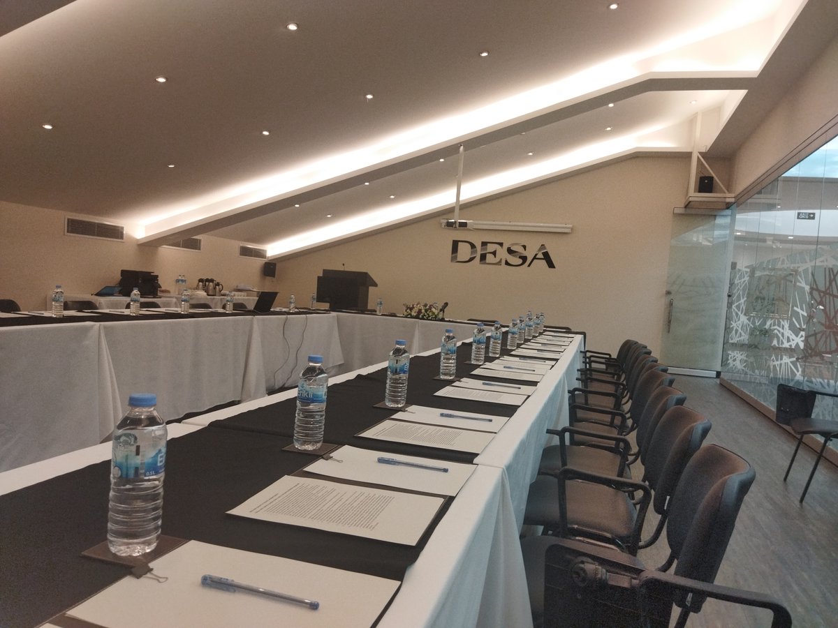 #desa Bugün Desa Deri Genel Kuruluna Katıldım. Aldığım bazı notlar şu şekilde ;

📌 Uluslararası pazarlarda hangi pazarlar önceliğinizde ; 

➡️ Uluslararası tarafta olgun pazarlar çünkü orta gelirin üzerine hitap eden bir yapımız var. 1972 markamız ile Milano ve Paris de