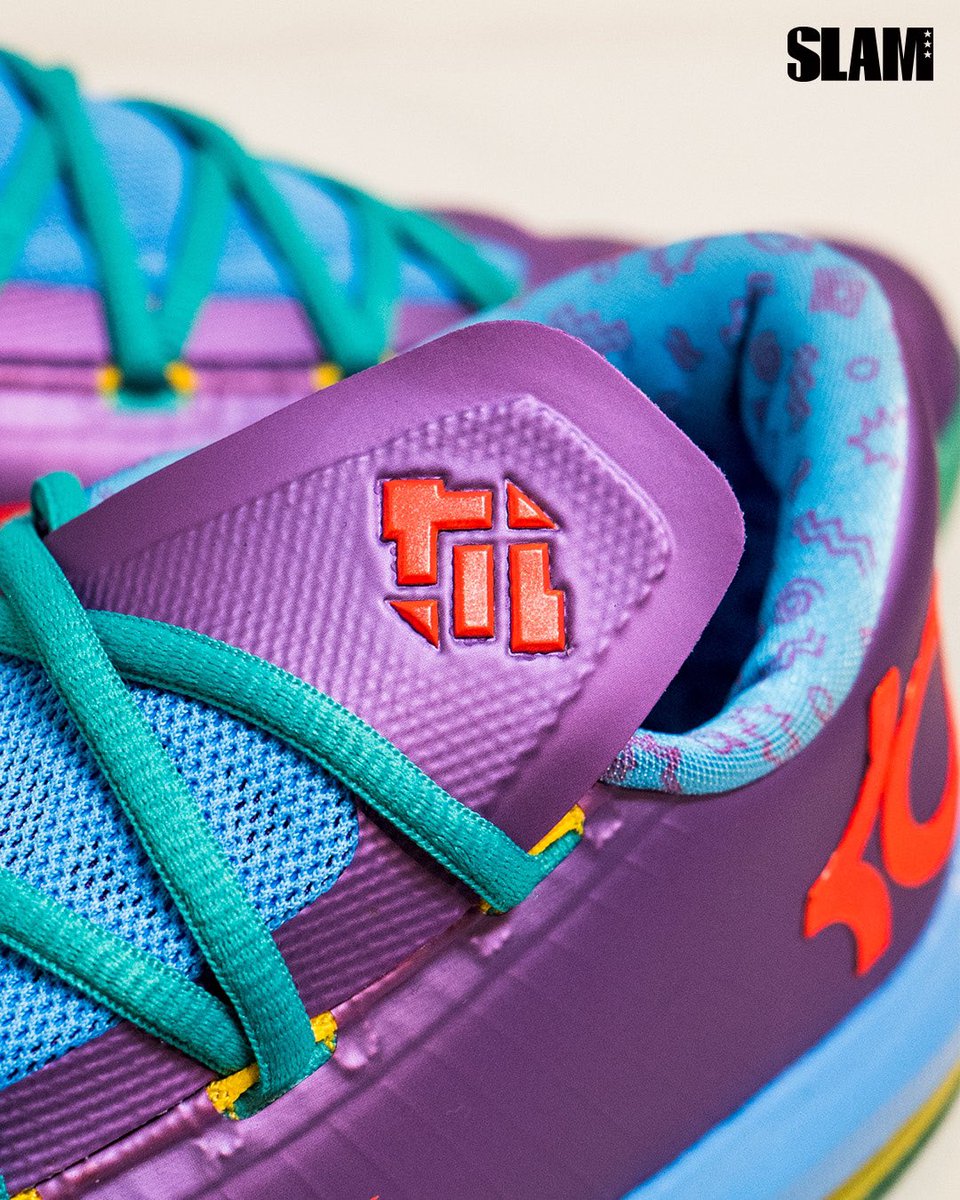 SLAMKicks's tweet image. “A baby’s gotta do what a baby’s gotta do.” 

Back when the “Rugrats” pulled up for the KD 6. #FBF