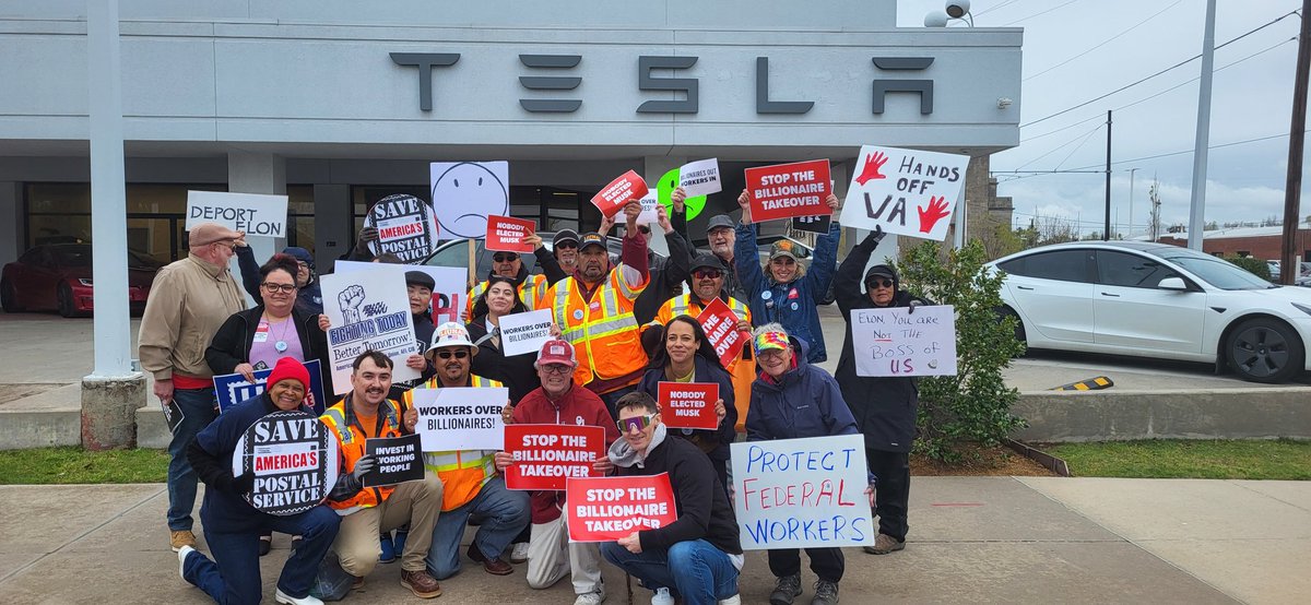 OKCOLF's tweet image. 📢 Solidarity in Action! 💪 Oklahoma workers showed up, stood strong, and made our voices heard! This is what union power looks like! 🔥 #UnionStrong #OklahomaWorkers #SolidarityForever