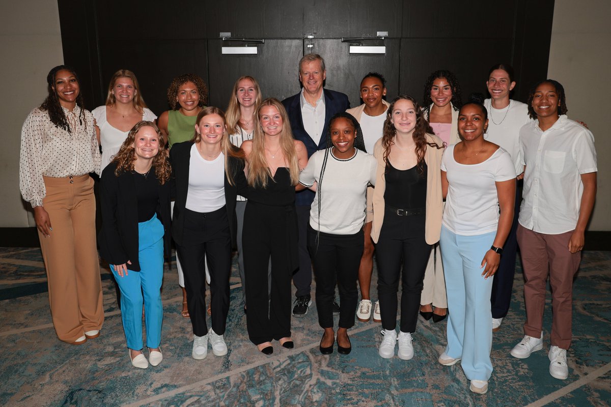 CharlieBakerMA's tweet image. Great to meet with the Women’s Basketball Student-Athlete Engagement Group this morning. Their leadership, insight, and passion for growing the game is inspiring. Grateful for their work amplifying student-athlete voices and shaping the future of college basketball.

#WFinalFour