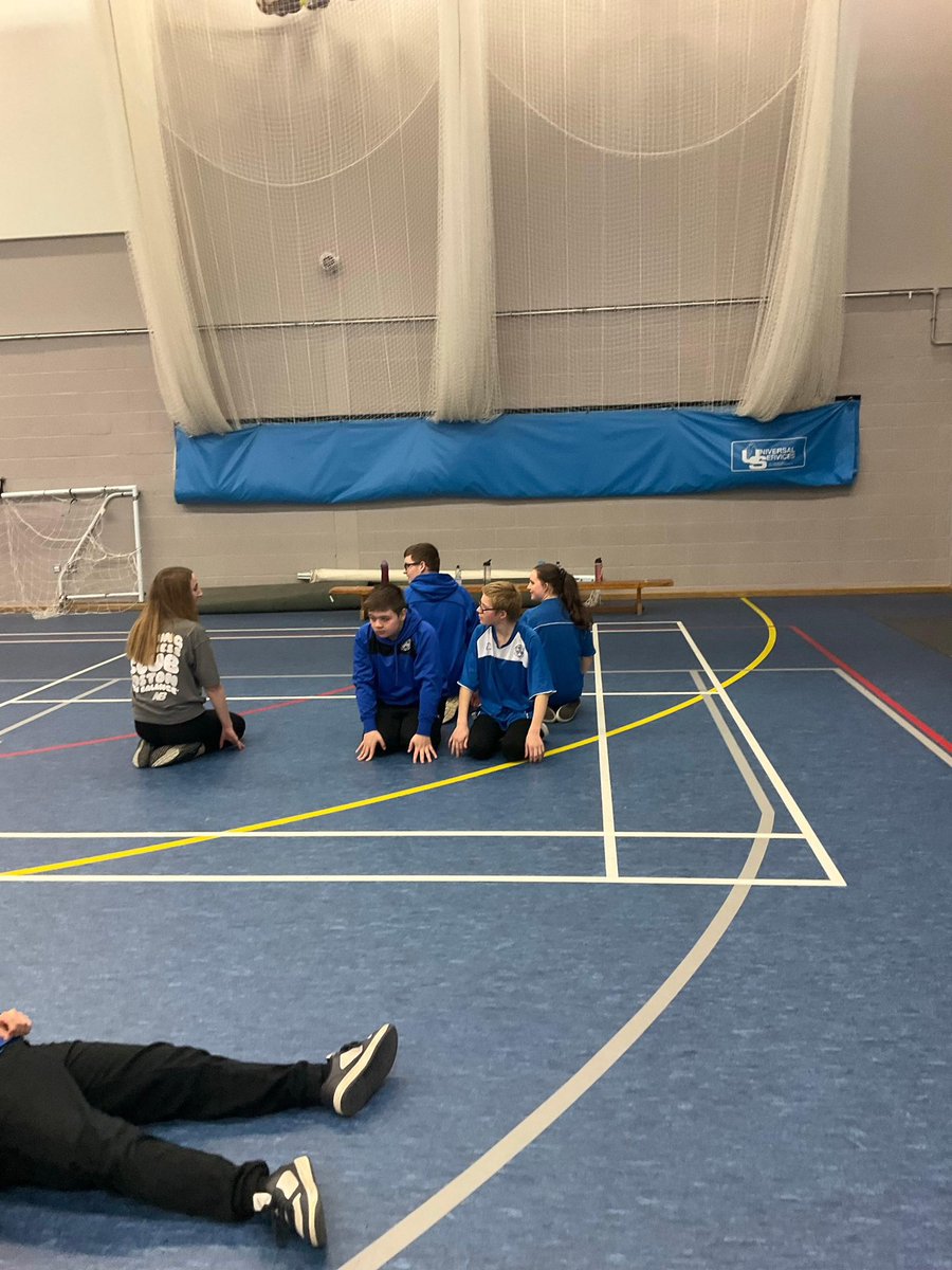 islwynsrb's tweet photo. The car robot dance is entering its final stages for Sirhowy, Rhymni and Taff. We are developing a routine that includes the use of different levels as well as cannon and unison! #sharingthecreativity #mixingitup #feelingthebeat https://t.co/JABFYNVDVm