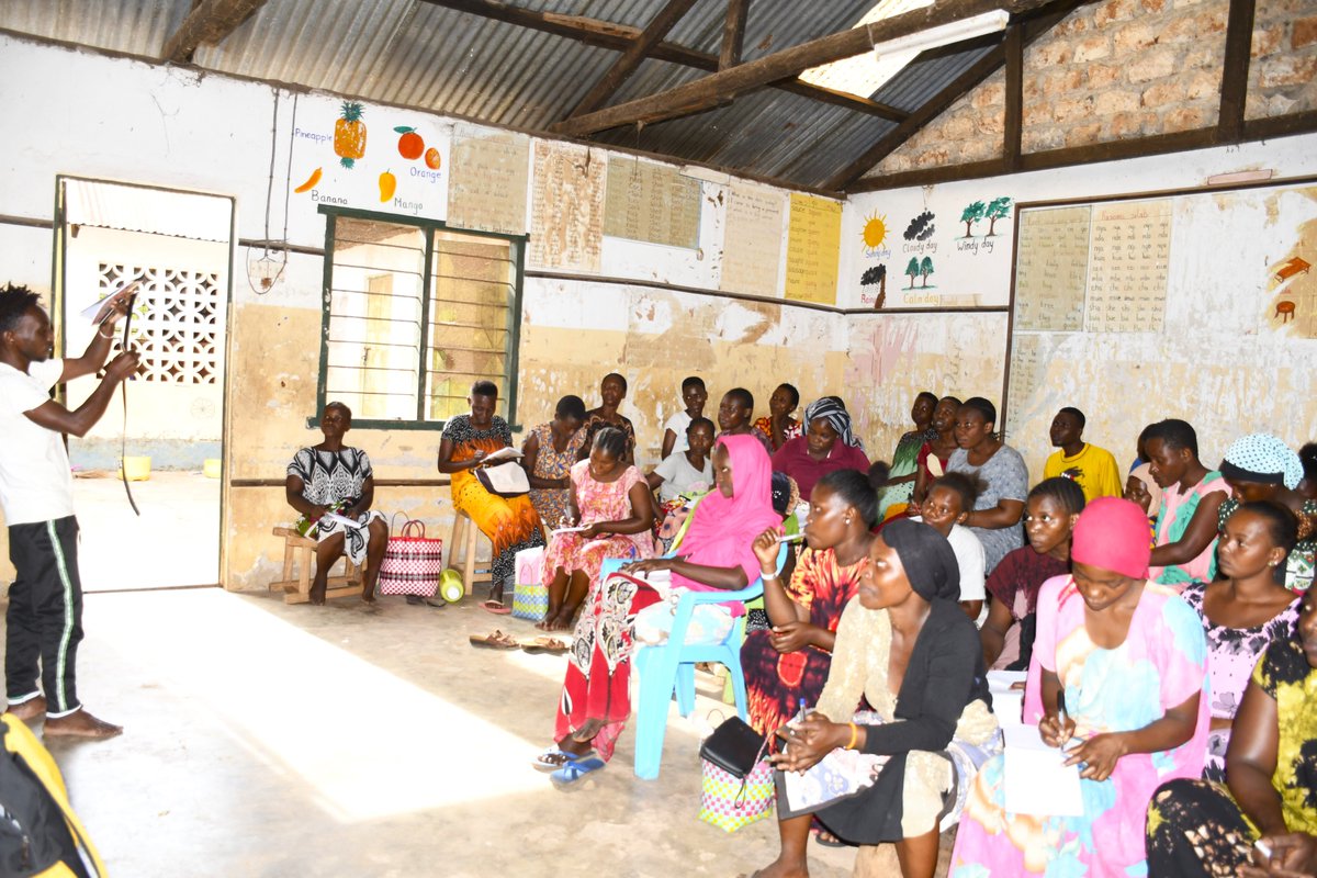 ✅ Week 2 ✅ of #BlueBizProgram Technical Training!  
Eco-tourism &amp;  Beekeeping sessions are empowering communities in *Mkangagani, Takaungu &amp; Uyombo*. Knowledge = Growth!  
#SkillsDevelopment #Sustainability  
#BlueBizProgram #TechnoServe