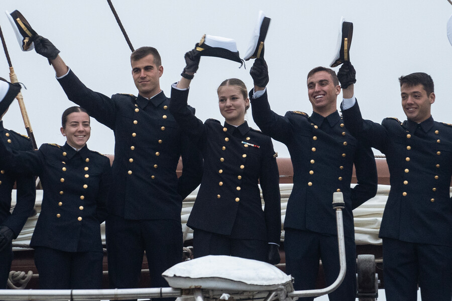 PyL_emv's tweet image. [FOTOS] Princesa Leonor llega a Valparaíso a bordo del buque escuela Juan Sebastián de Elcano

soychile.cl/valparaiso/pue…