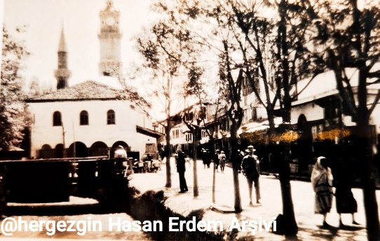 Tokat Behzad Çarşısı 
Aksu (Behzad) deresinin eski yatağında aktığı dönemler 
1930 yılların başı TOKAT