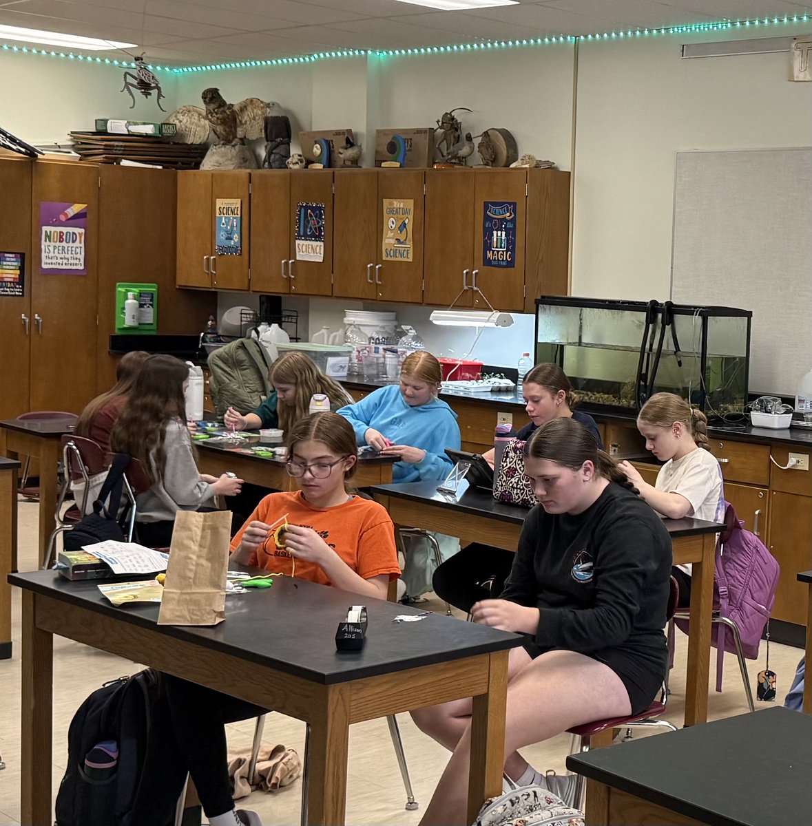 HAllisonSTEM's tweet photo. Fun times doing arts and crafts in PRIDE time today! Super focused on making them look great! 😊 @MrWPopejoy https://t.co/9OSrF1bXo2