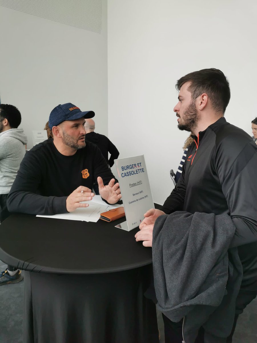 #recrutement 
👉un bon partenariat <a href="/RCNarbonnais/">Racing Club Narbonnais</a> 👉Des personnes  motivées 👉Des entreprises engagées <a href="/Oranogroup/">Orano Group</a>, <a href="/lidlfrance/">Lidl France</a> Burger et cassolette, Camping cap fun la nautique, Ogf, ccas, Apef, <a href="/SodexoGroup/">Sodexo</a>
👉 un appui technique important ligue de rugby 🏉  Réussite  #dsve