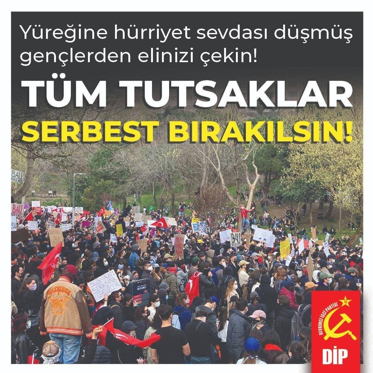 Hocaysak, eğitim ve bilim emekçisi isek, memleketin pırıl pırıl gençleri hürriyet için mücadele ediyor, bedel ödüyorsa, elbette ki sahip çıkacağız, yalnız bırakmayacağız. 
Üniversite kampüslerinde de, meydanlarda da, gerektiğinde Silivri'de de... 
Tüm işçilere emekçilere