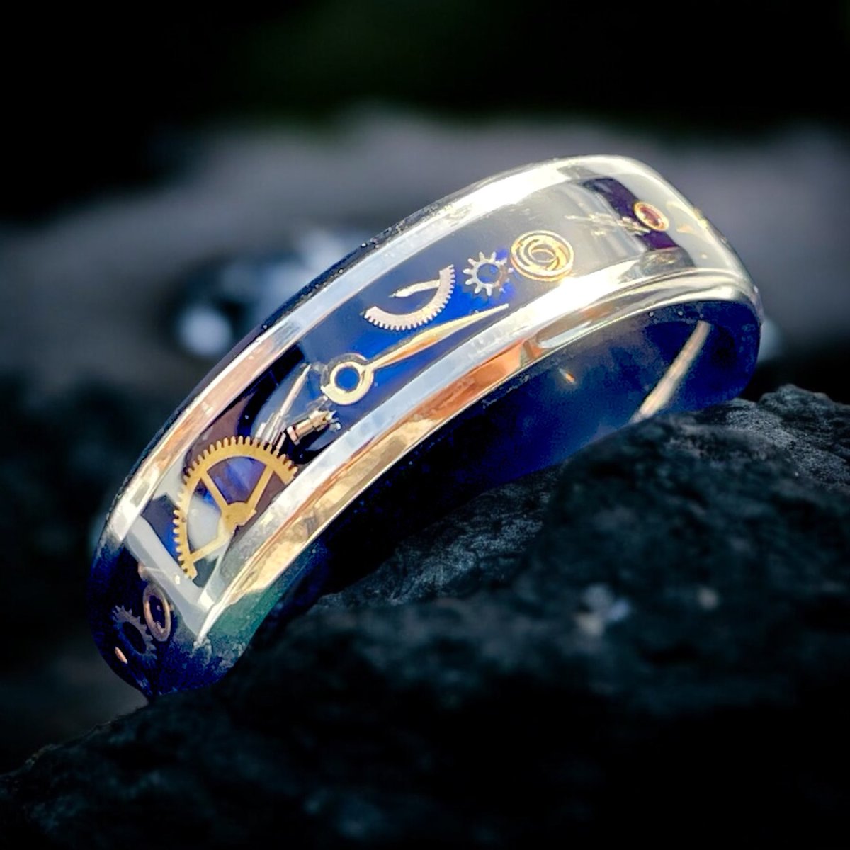 RingsPromise's tweet photo. The website has been updated with all new pictures &amp; a more user friendly menu

If you’re looking for a bespoke ring of your own making, you can DM or email via the website 💍

https://t.co/lcEFe0APSR

#handmade #unique #jewellery #SBS https://t.co/4BnWjjqbv9