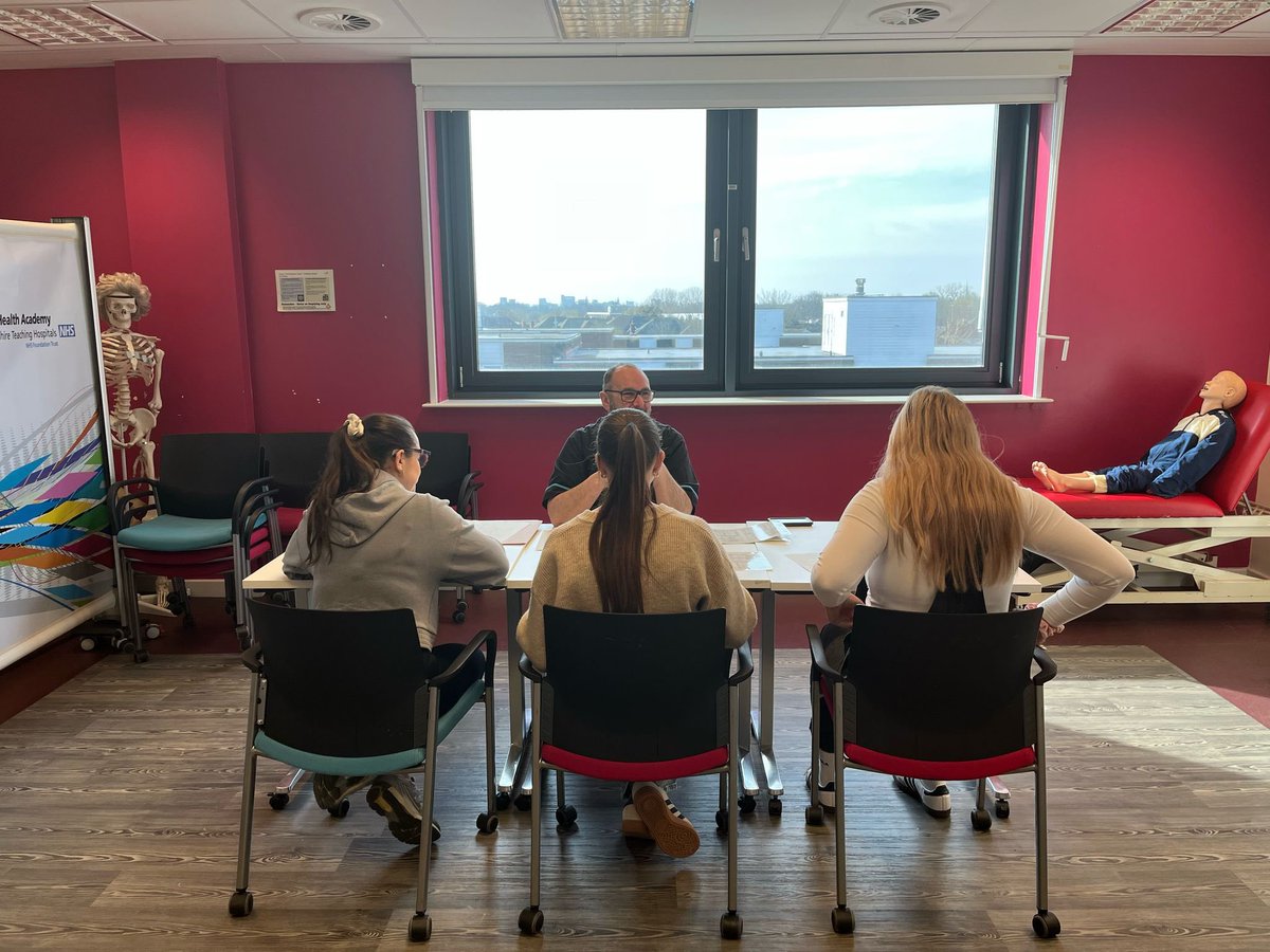 Jayne Chester tweet media