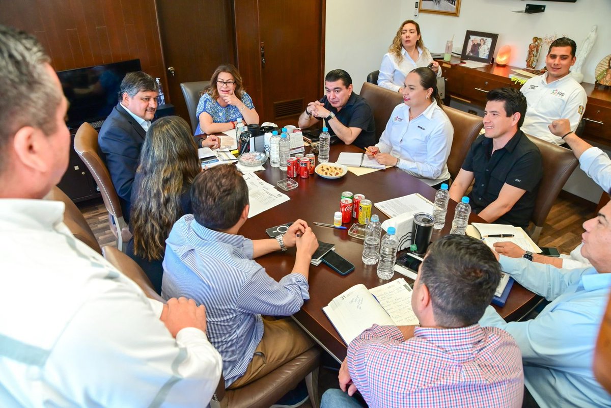 Terminamos una semana de intenso trabajo en favor de todas las y los gomezpalatinos. Les deseo un gran fin de semana