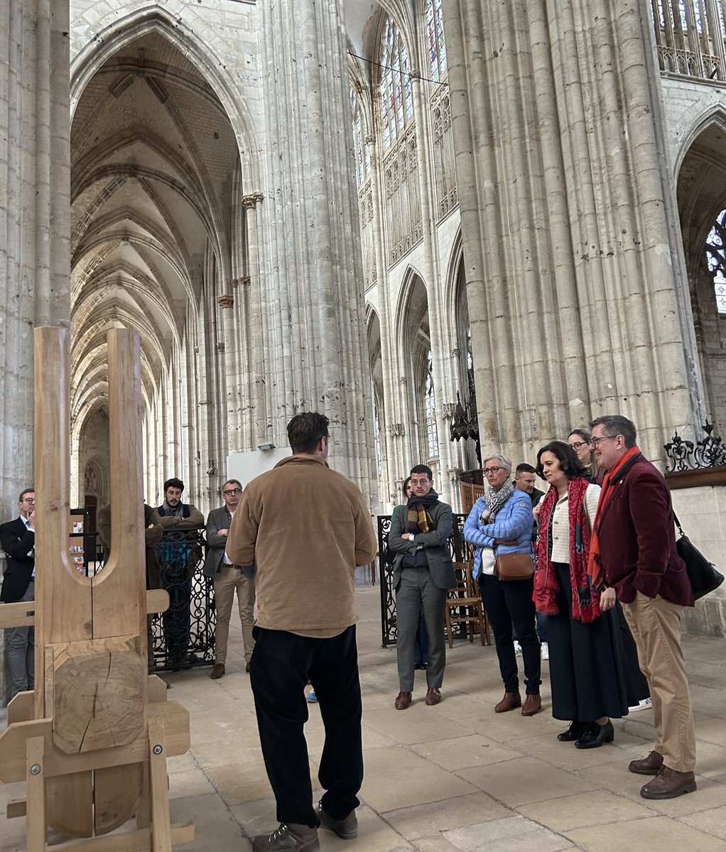 Signature ce matin du mécénat de <a href="/GroupeLOXAM/">LOXAM FRANCE</a> pour la collecte de la <a href="/fond_patrimoine/">Fondation du patrimoine</a> pour l’abbatiale Saint-Ouen de <a href="/Rouen/">Ville de Rouen</a> 
Pour participer :
fondation-patrimoine.org/les-projets/ab…