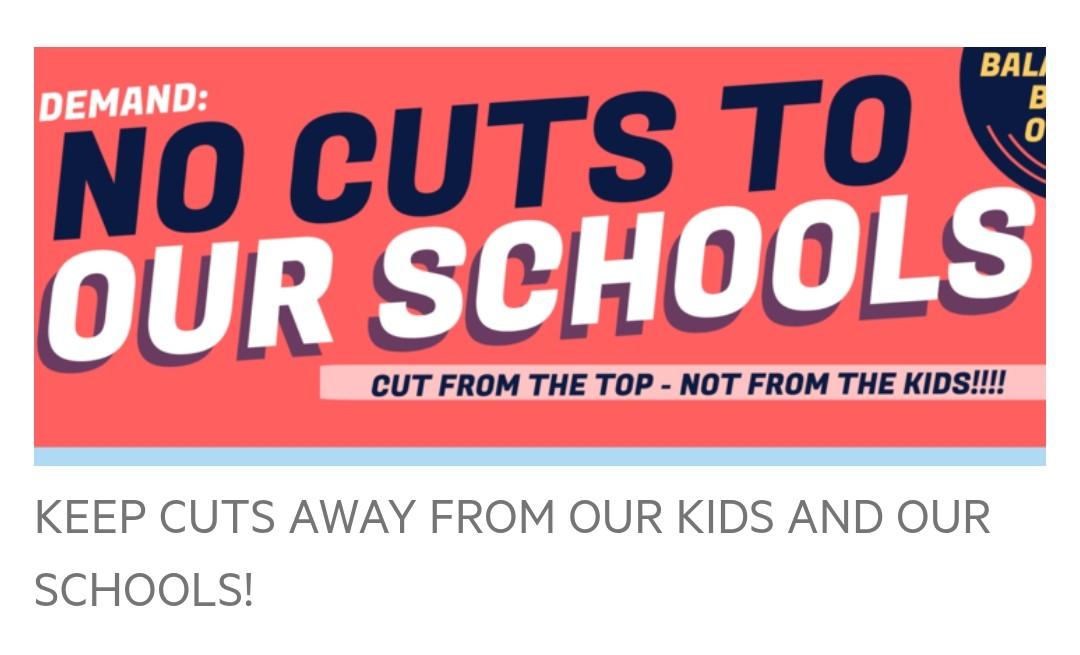 olivier_patti's tweet photo. #HandsOffOurSchools 
Students  all Over Washington  DC today protesting to get an AFFORDABLE  AND QUALITY  EDUCATION 
OUR KIDS DESERVE BETTER https://t.co/oaKB0VWYFS