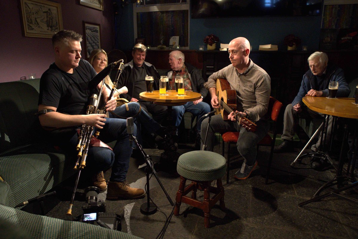 TradTG4 (@tradtg4) on Twitter photo 🤩 Ná caill Geantraí an Domhnach seo ag teacht chugat Ted's Bar, Acaill, Co. Maigh Eo!!🎹 
🎶 Geantraí | TG4
🔔Dé Domhnaigh ~ 22:30 🤩 Ná caill Geantraí an Domhnach seo ag teacht chugat Ted's Bar, Acaill, Co. Maigh Eo!!🎹 
🎶 Geantraí | TG4
🔔Dé Domhnaigh ~ 22:30