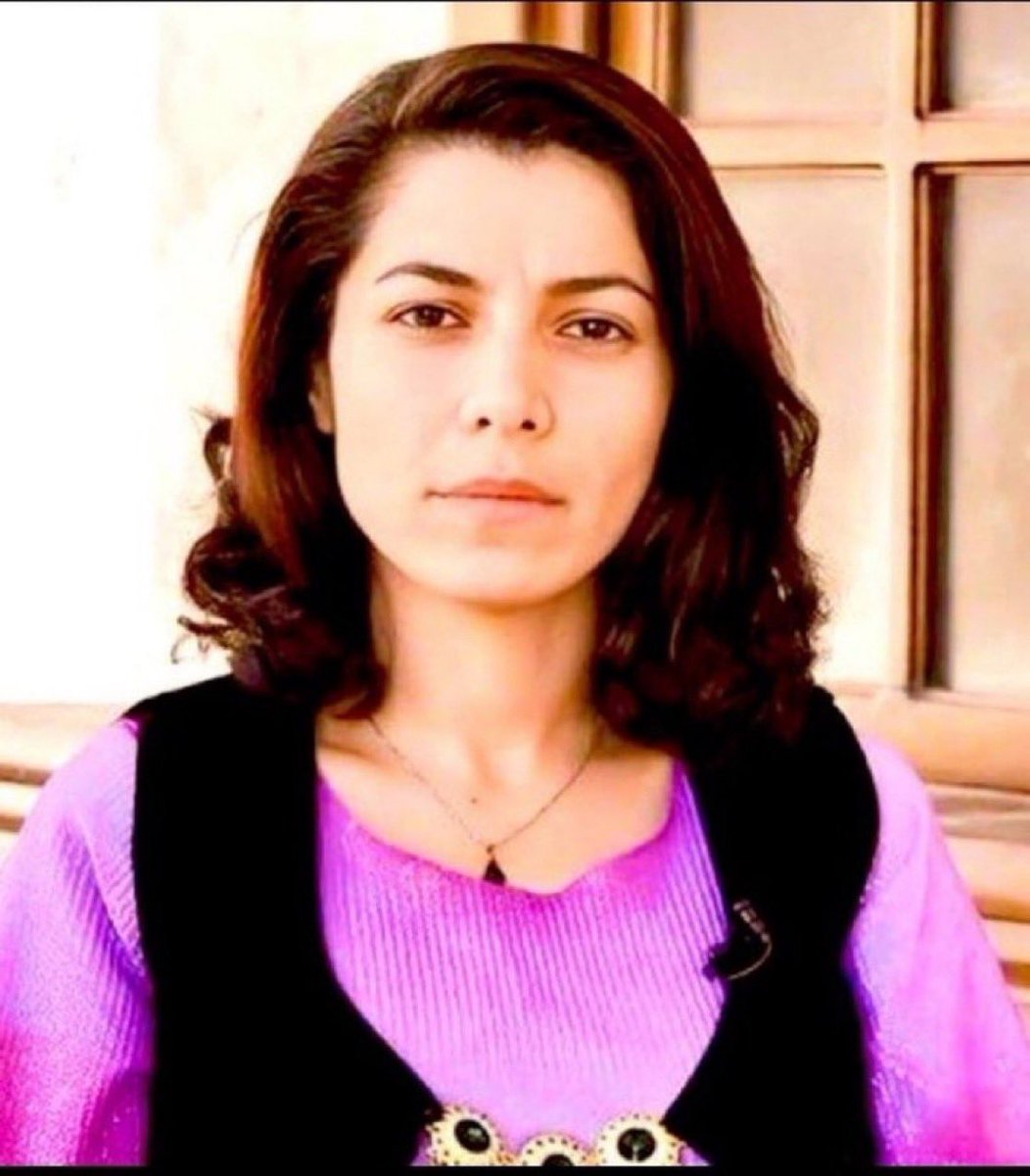 KADINDEMANKARA's tweet image. İran rejimi tarafından idama mahkum edilen Kürt kadın aktivist Werîşe Mûradî'nin sesi olalım..
#VrisheMoradi
#StopExecution