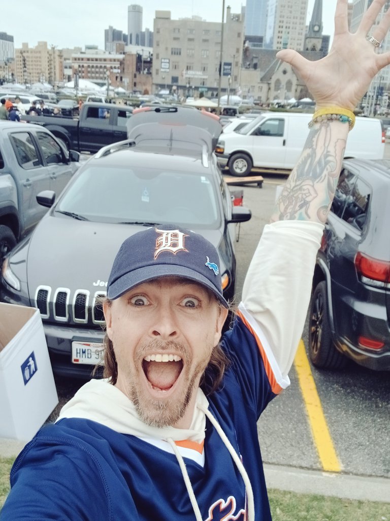 KyleJS311 tweet picture