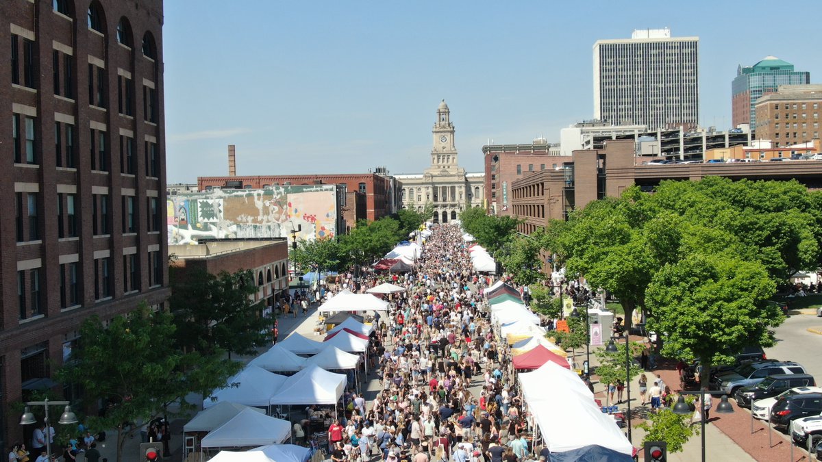 Downtown Farmers’ Market – DSM (@dtfarmersmarket) on Twitter photo The countdown is ON! Just under a month until the 50th season of the Downtown Farmers’ Market presented by <a href="/UnityPointNews/">UnityPoint Health</a>.🌽🍓🧀
📅 Opening Day: Saturday, May 3
🕖 Time: 7 a.m. – Noon
📍 Location: Historic Court District, Downtown Des Moines
#marketDSM #downtownDSM #DSMUSA The countdown is ON! Just under a month until the 50th season of the Downtown Farmers’ Market presented by <a href="/UnityPointNews/">UnityPoint Health</a>.🌽🍓🧀
📅 Opening Day: Saturday, May 3
🕖 Time: 7 a.m. – Noon
📍 Location: Historic Court District, Downtown Des Moines
#marketDSM #downtownDSM #DSMUSA