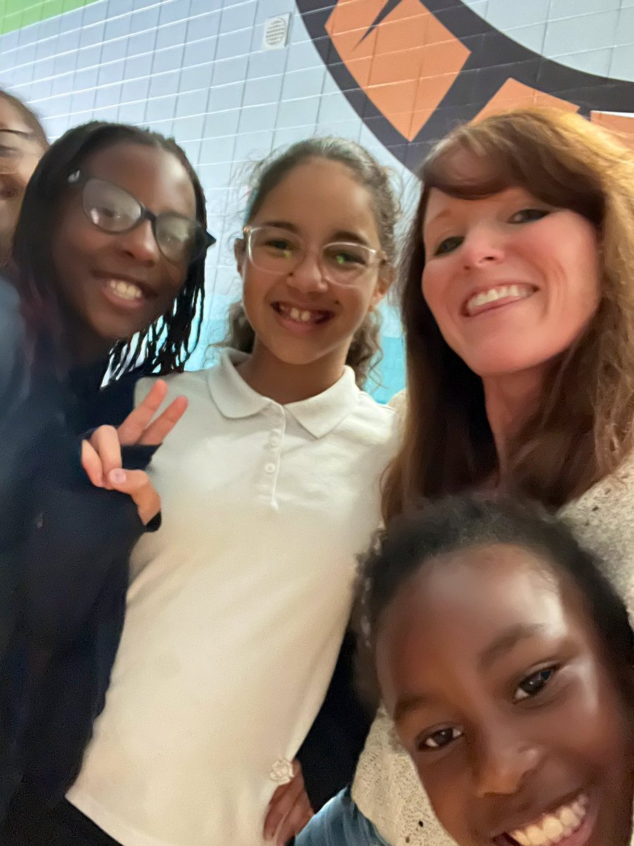 kdurrence_tce's tweet photo. 🎉March Homework Reward at TCE!🎉 #CreekSTANDARD #popcorn #snowcones #music #activefloors @LibertyCoSchool @Tigers_TCE @GilmoreKenyatta @Aspinwall_TCE @MrsLP_tce https://t.co/F0gXKvlD2s